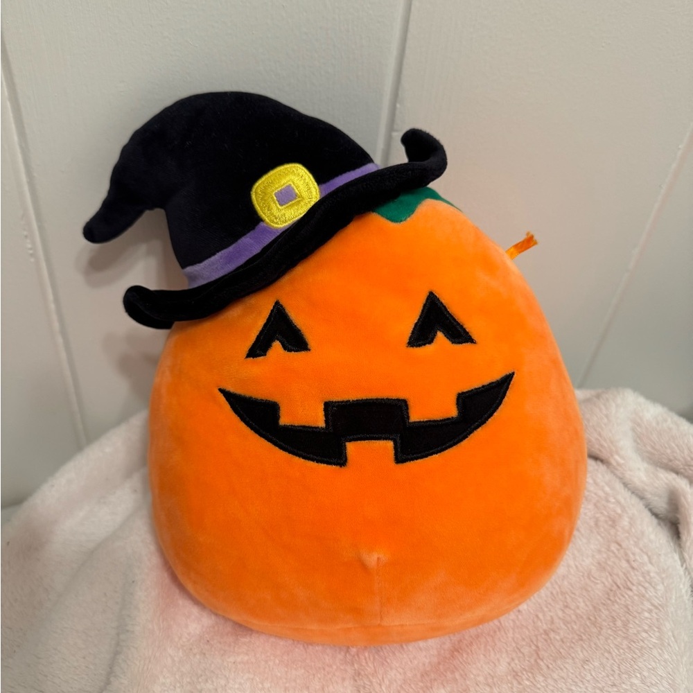 Squishmallows Paige the Pumpkin with Witch Hat 8” Plushie